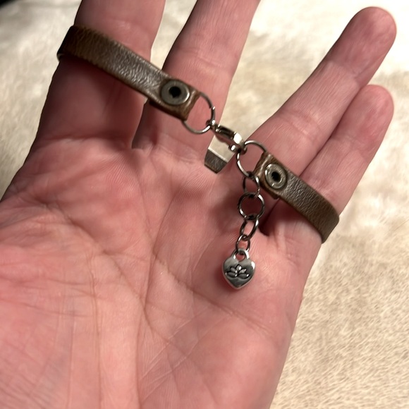 🏖️ BOHO BROWN LEATHER BRACELET WITH STAINLESS STEEL SLIDE ENGRAVED “BEACH GIRL” - Picture 9 of 10